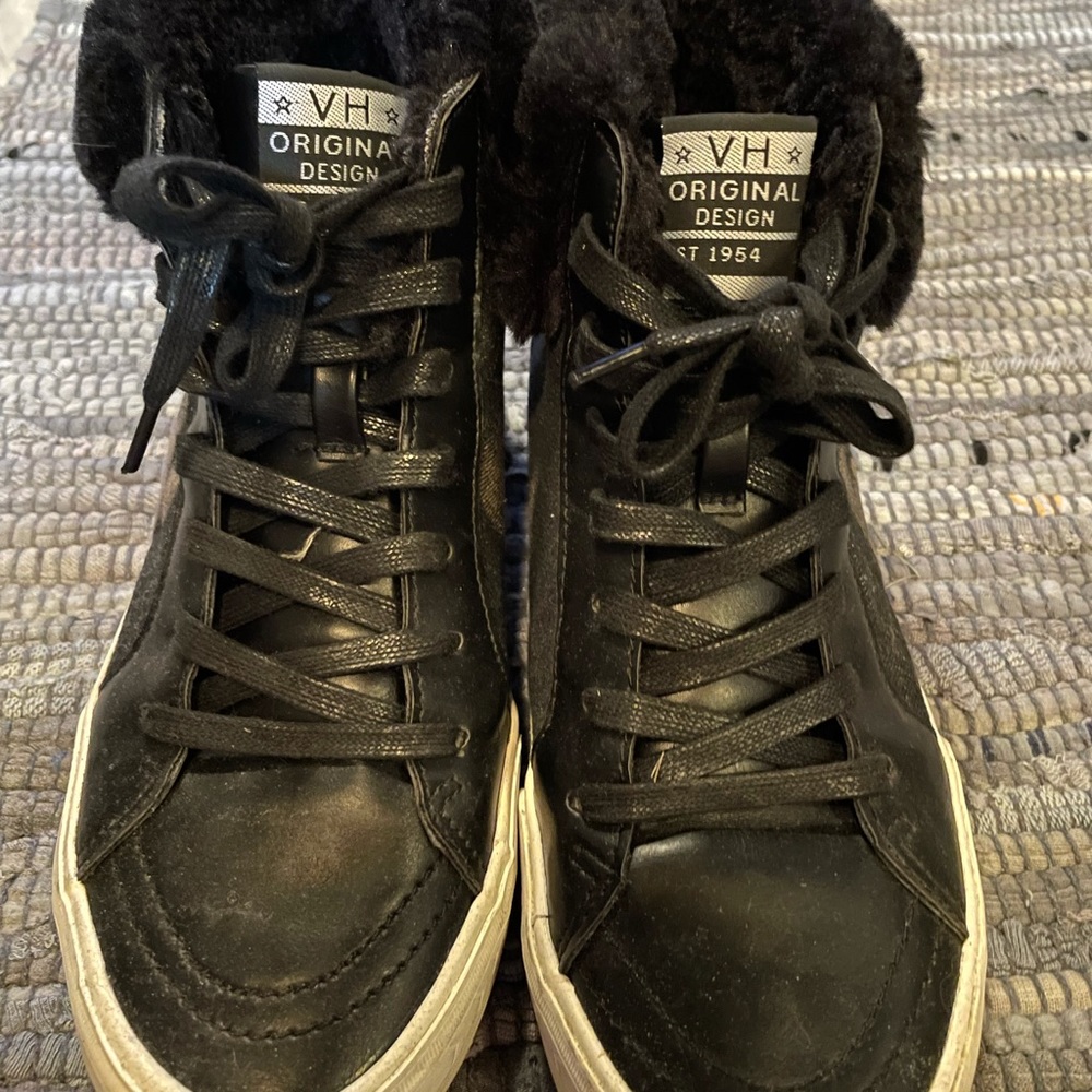 Vintage Havana High Top sneakers